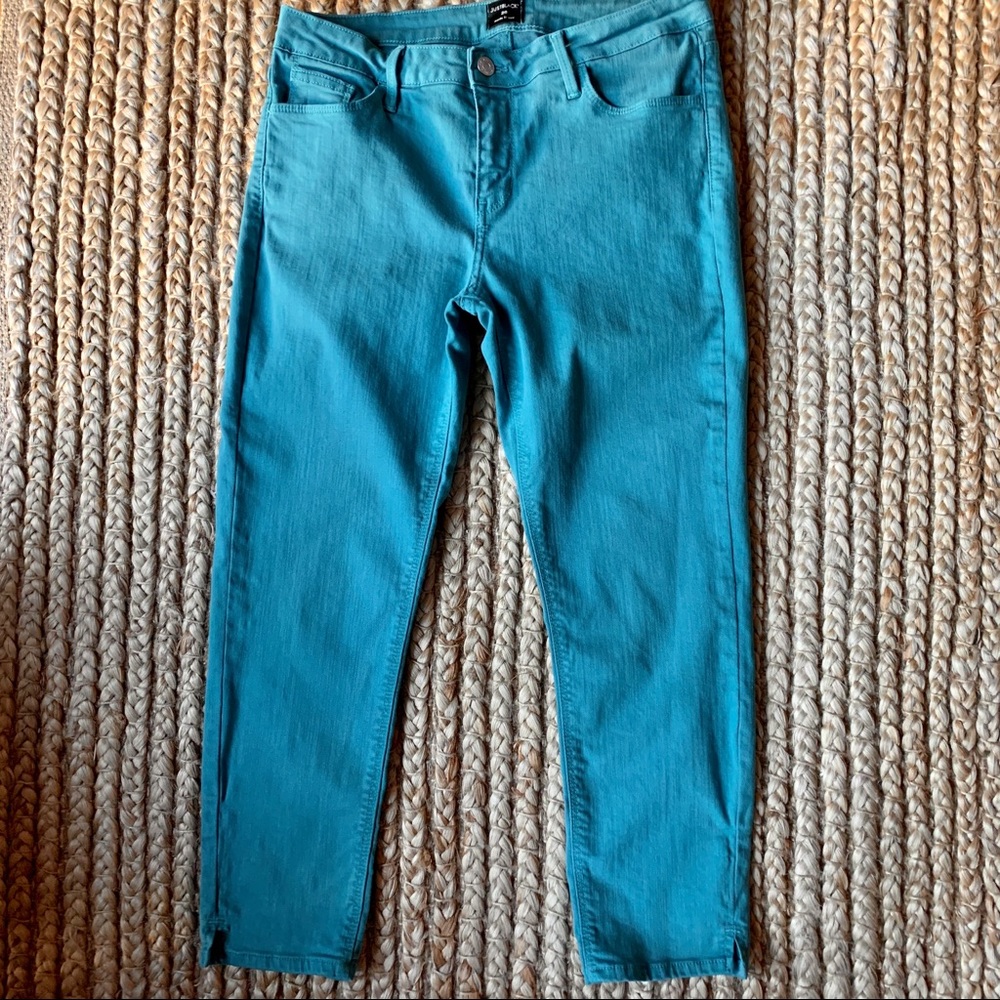 Ethan Split Hem Capri Skinny Jean